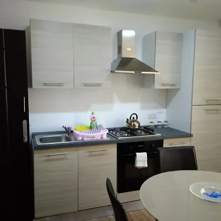 アパート Maltastudiosapartment マルサスカーラ