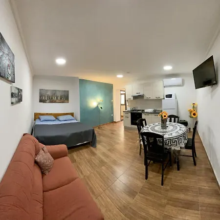 Maltastudiosapartment マルサスカーラ